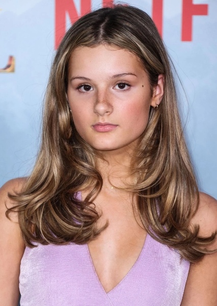 Hayley LeBlanc photo