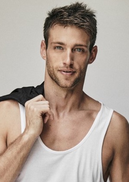 Heath hutchins photo