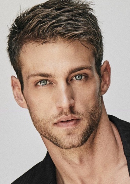 Heath hutchins photo