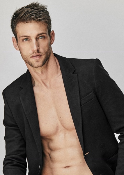 Heath hutchins photo