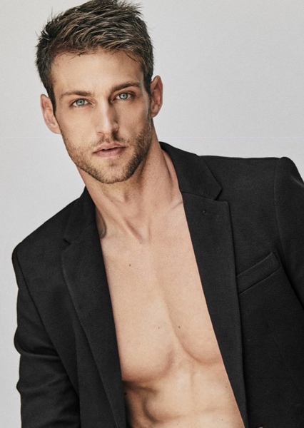 Heath hutchins photo