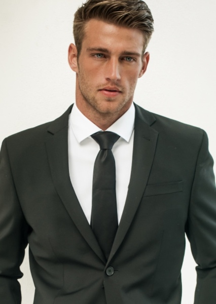 Heath hutchins photo