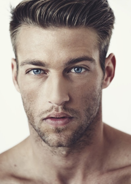 Heath hutchins photo