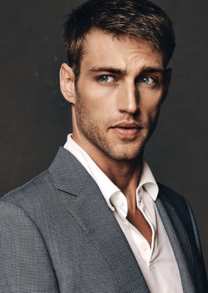 Heath hutchins photo