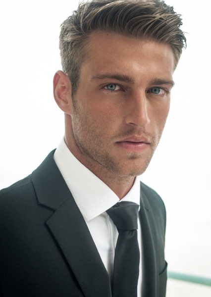 Heath hutchins photo