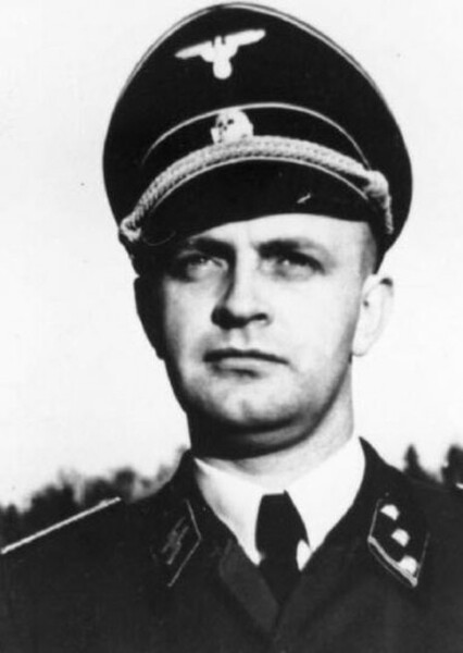Heinz Linge photo