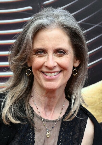 Helen Slater photo