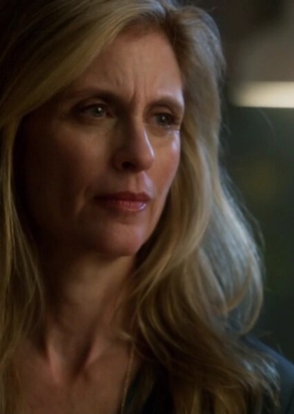 Helen Slater photo