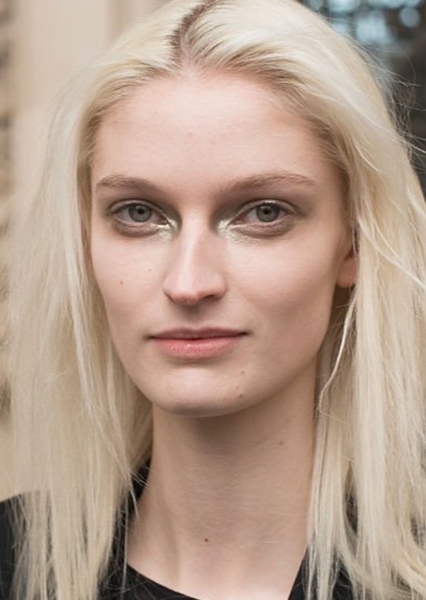 Helena Greyhorse photo
