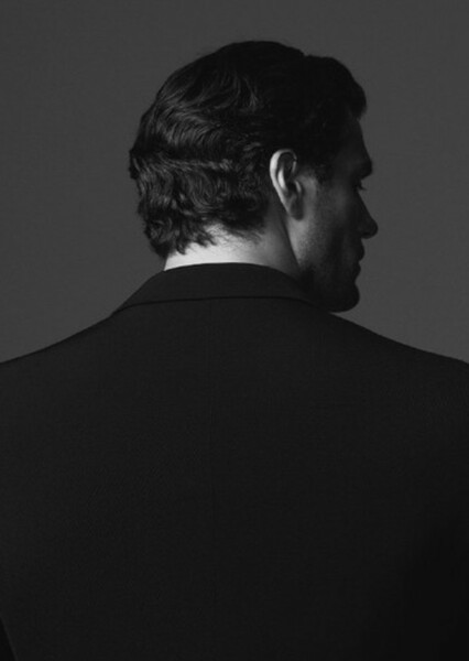 Henry Cavill photo