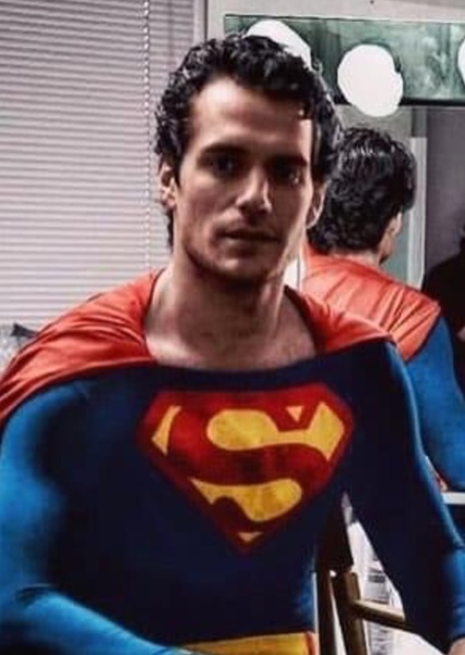 Henry Cavill photo