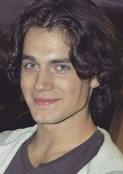 Henry Cavill photo
