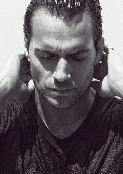 Henry Cavill photo