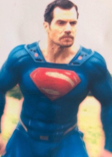 Henry Cavill photo