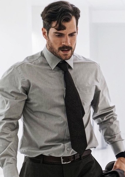 Henry Cavill photo