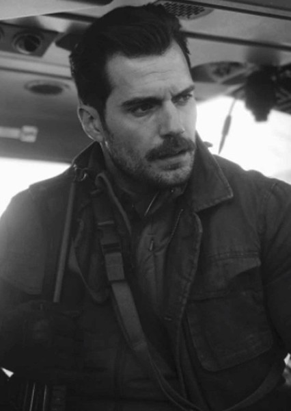 Henry Cavill photo