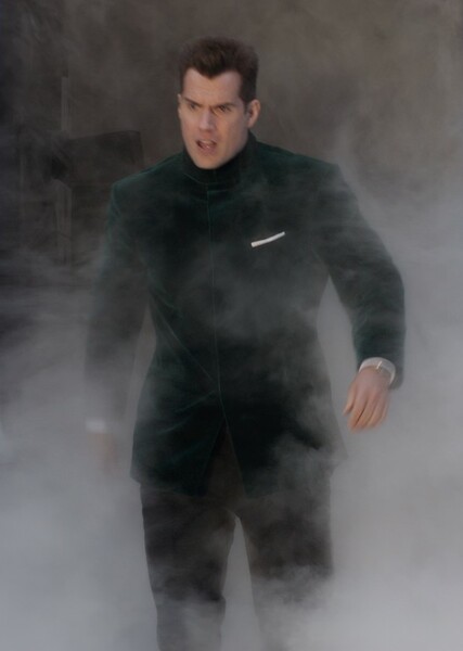 Henry Cavill photo