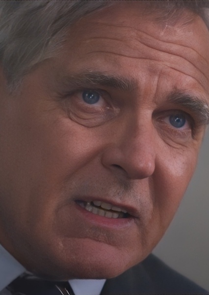 Henry Czerny photo