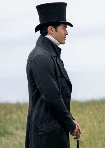 Henry Golding photo