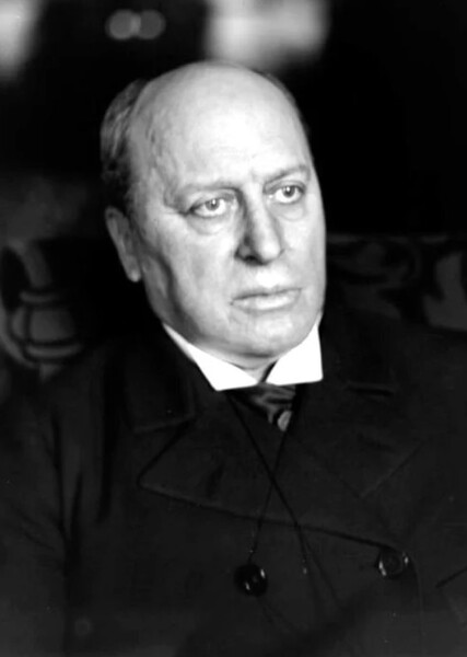 Henry James photo