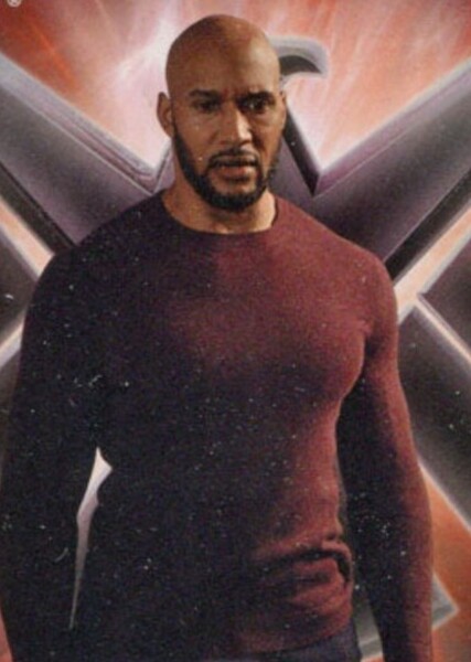 Henry Simmons photo