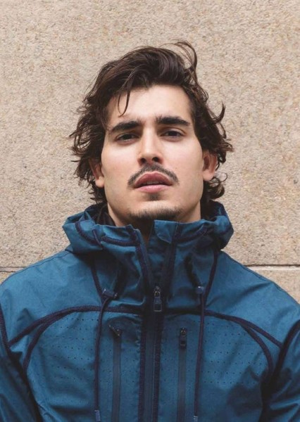 Henry Zaga