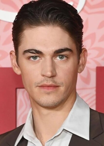 Hero Fiennes Tiffin