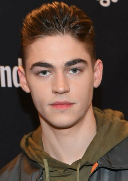 Hero Fiennes Tiffin photo