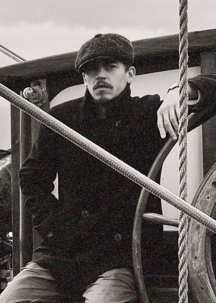 Hero Fiennes Tiffin photo