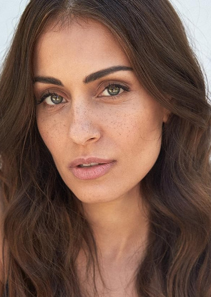 Hiba Abouk photo