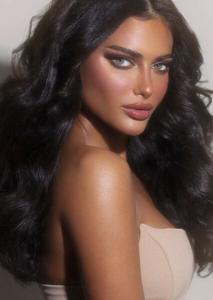 Hibah Youssef photo