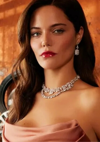Hilal Altınbilek photo
