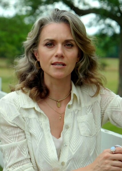 Hilarie Burton