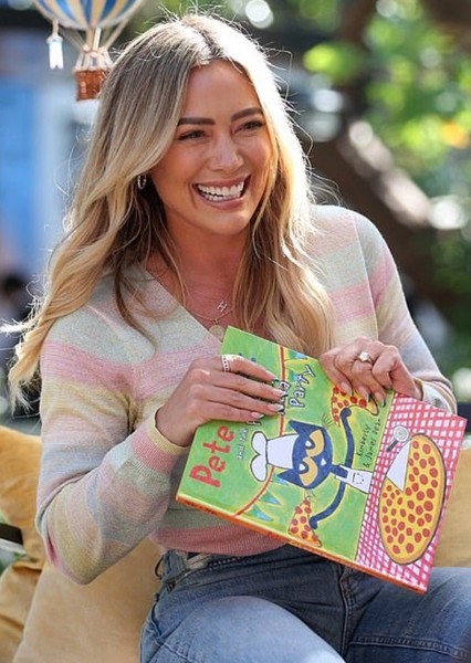 Hilary Duff photo