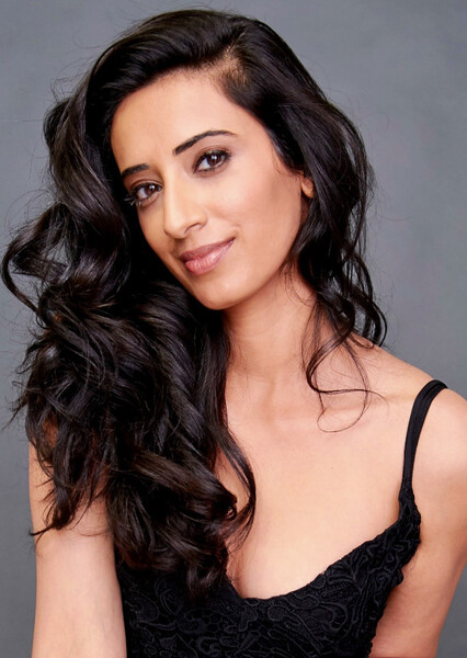 Hina Khan photo