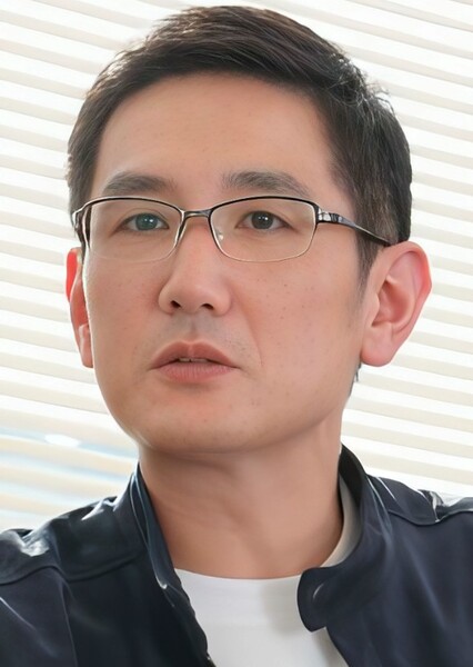 Hiroshi Tsuchida photo
