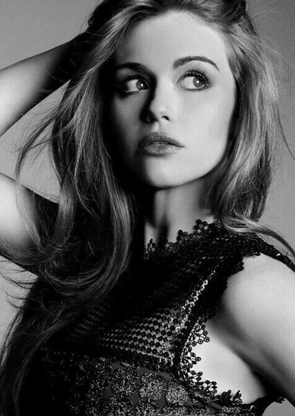 Holland Roden photo