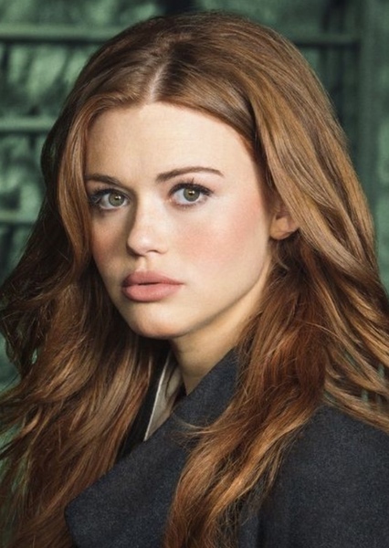Holland Roden photo
