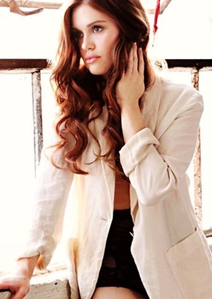 Holland Roden photo