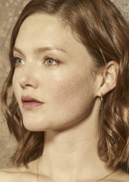 Holliday Grainger photo