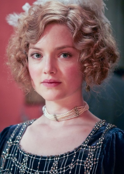 Holliday Grainger photo