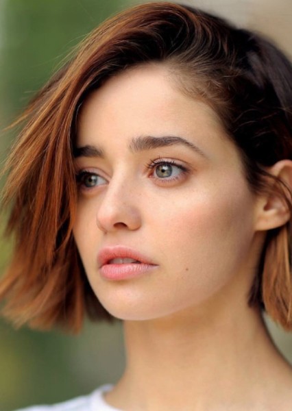 Holly Earl photo