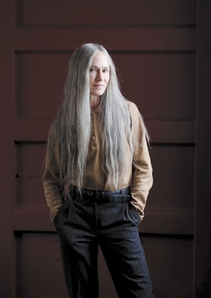 Holly Hunter