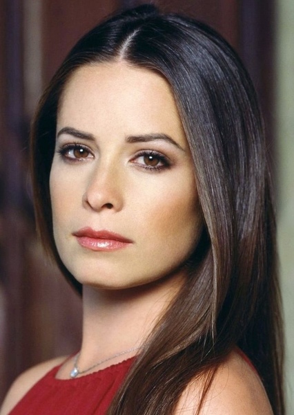 Holly Marie Combs