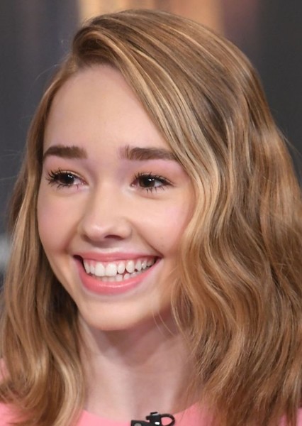 Holly Taylor photo