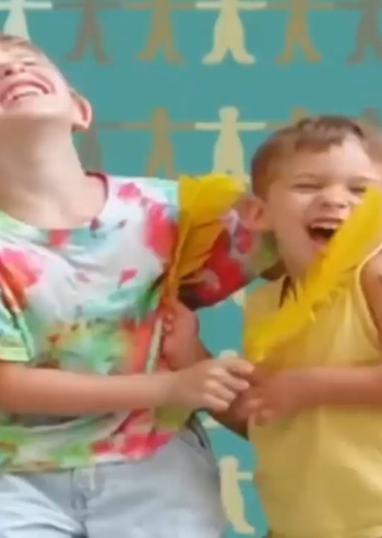Hollywoodedge, Giggling Two Childre PE131001 photo