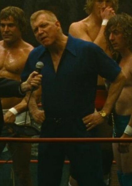 Holt McCallany