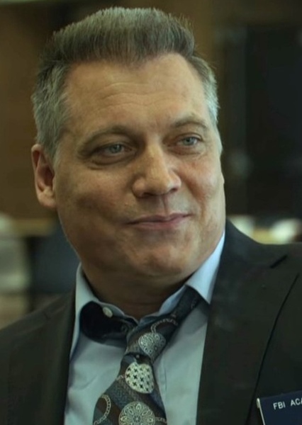 Holt McCallany
