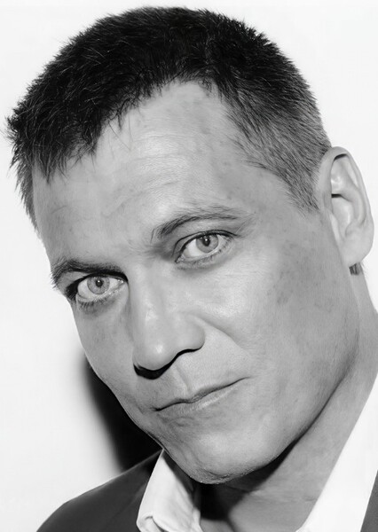 Holt McCallany photo