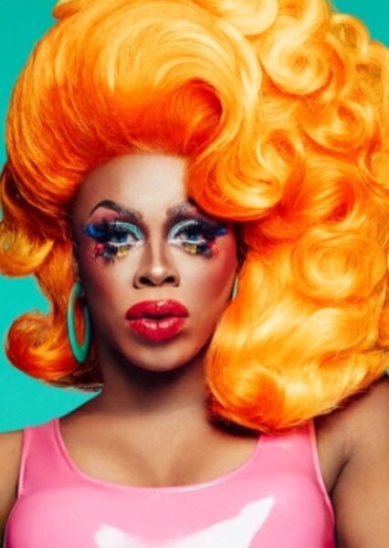 Honey Davenport photo